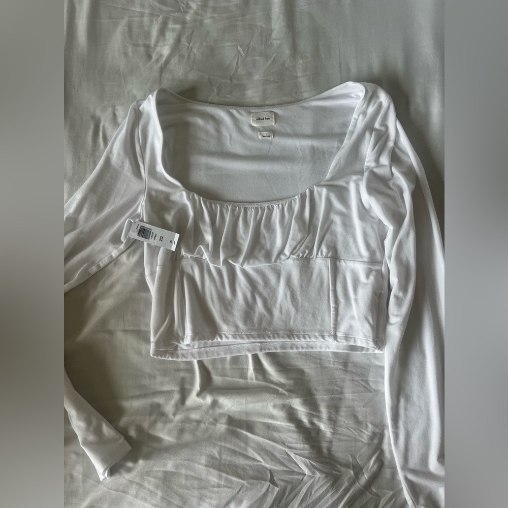Aritzia Wildfred Free White cropped Long sleeve | Size Large NWT
